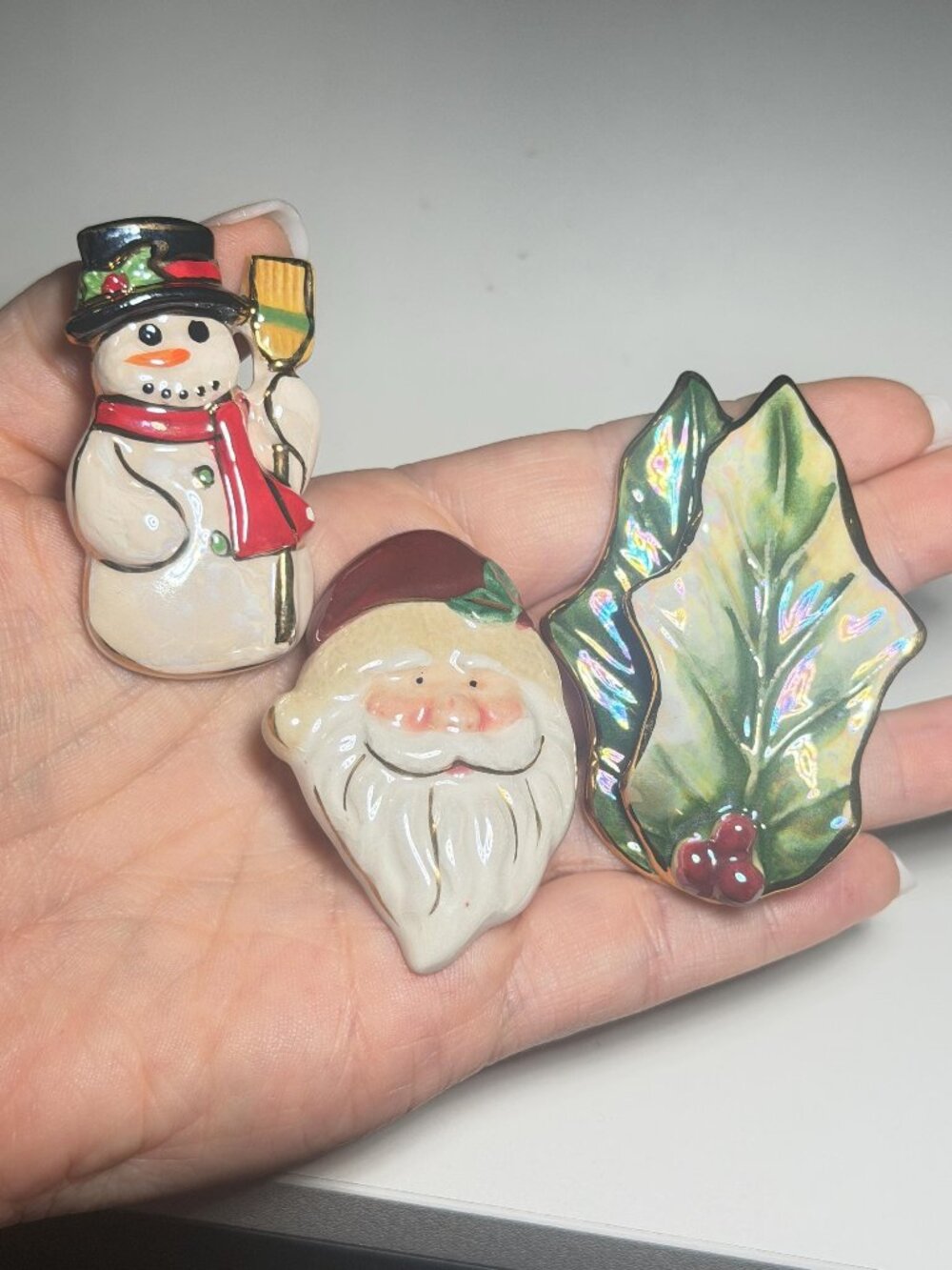 Vintage Ceramic Christmas Brooch Set – Santa Snowman Mistletoe Hand Painted Pins